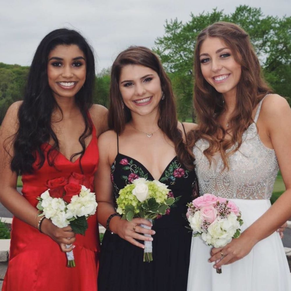 Meet your Posher, Elizabeth